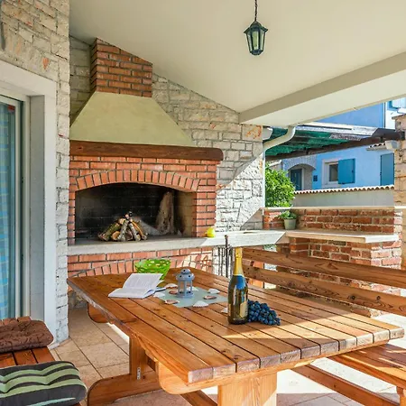 Four-bedroom In Golubovo